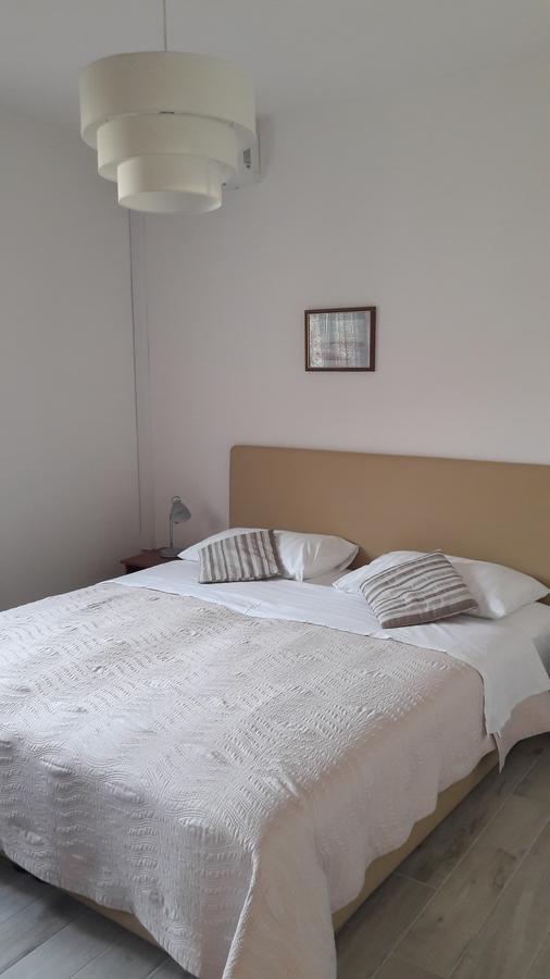 Apartments Renjak Sukošan エクステリア 写真